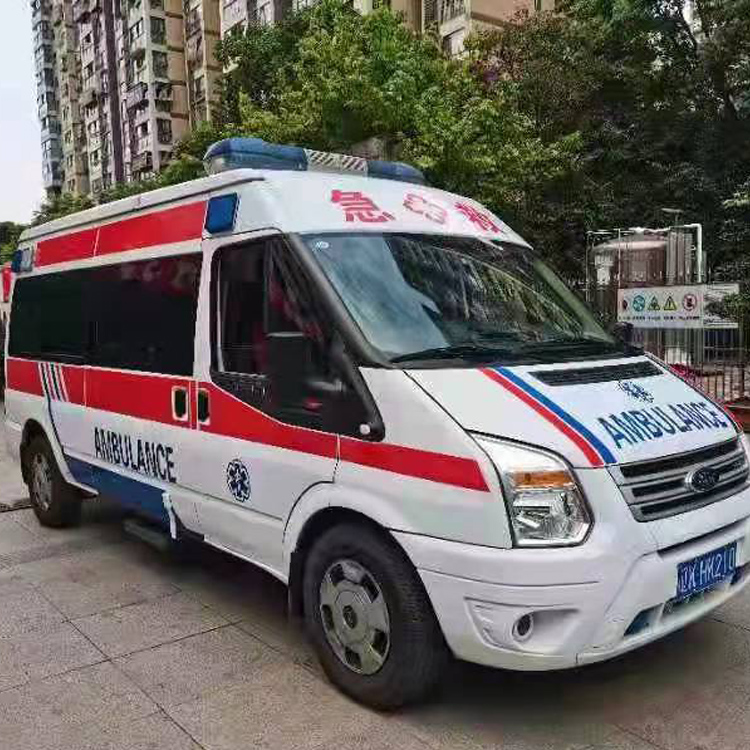 银州长途救护车护送病人返乡